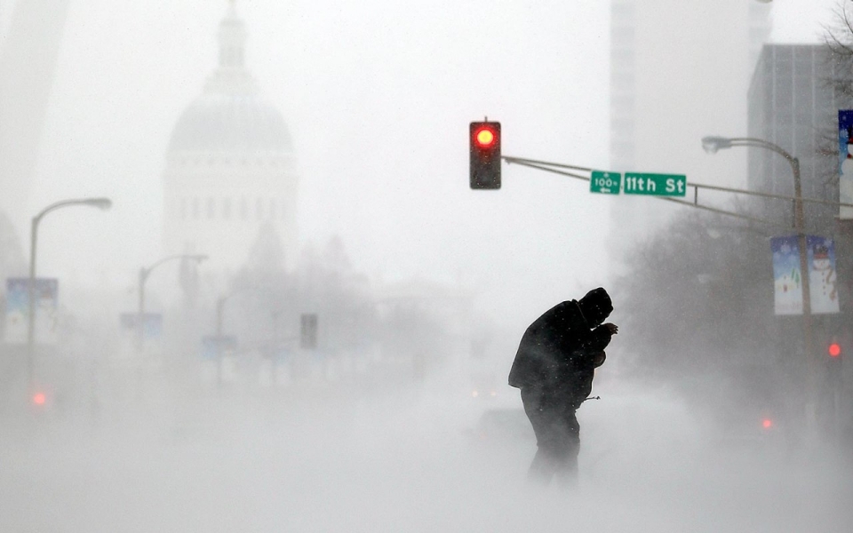 واشنگٹن:امریکہ میں دو دہائیوں کا یخ بستہ موسم، نظام زندگی منجمد
